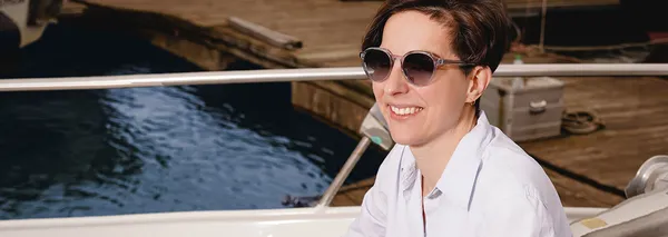 Sonnenschutz mit einfärbiger Tönung